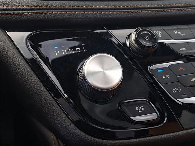 Used 2023 Chrysler Pacifica Pinnacle image 14