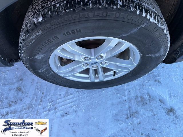 Used 2022 Ford Explorer XLT w/ Equipment Group 202A image 25