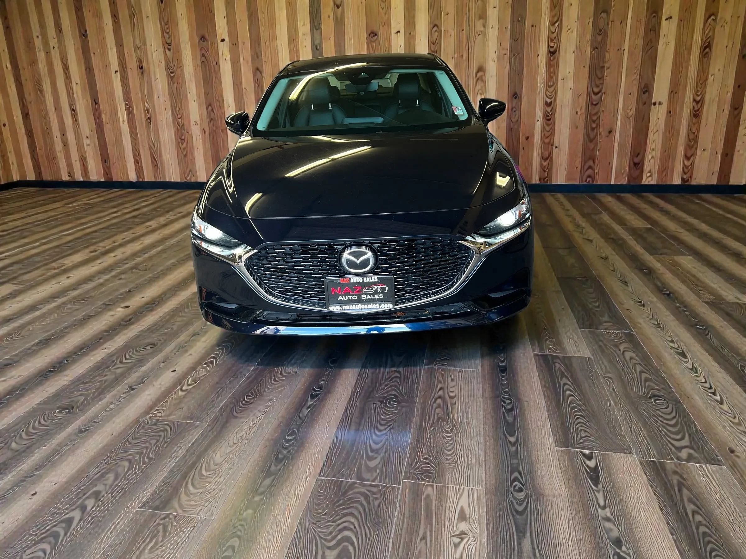 Used 2020 MAZDA MAZDA3 AWD Sedan w/ Preferred Package image 2
