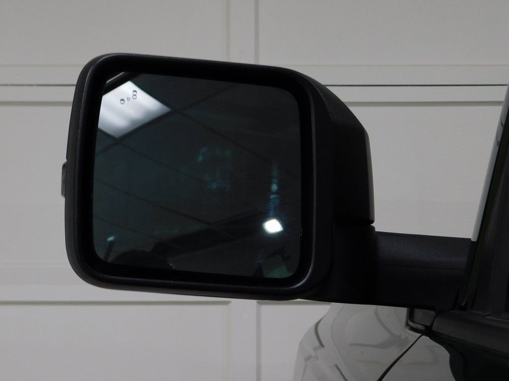 Used 2024 Ford Bronco Badlands image 28