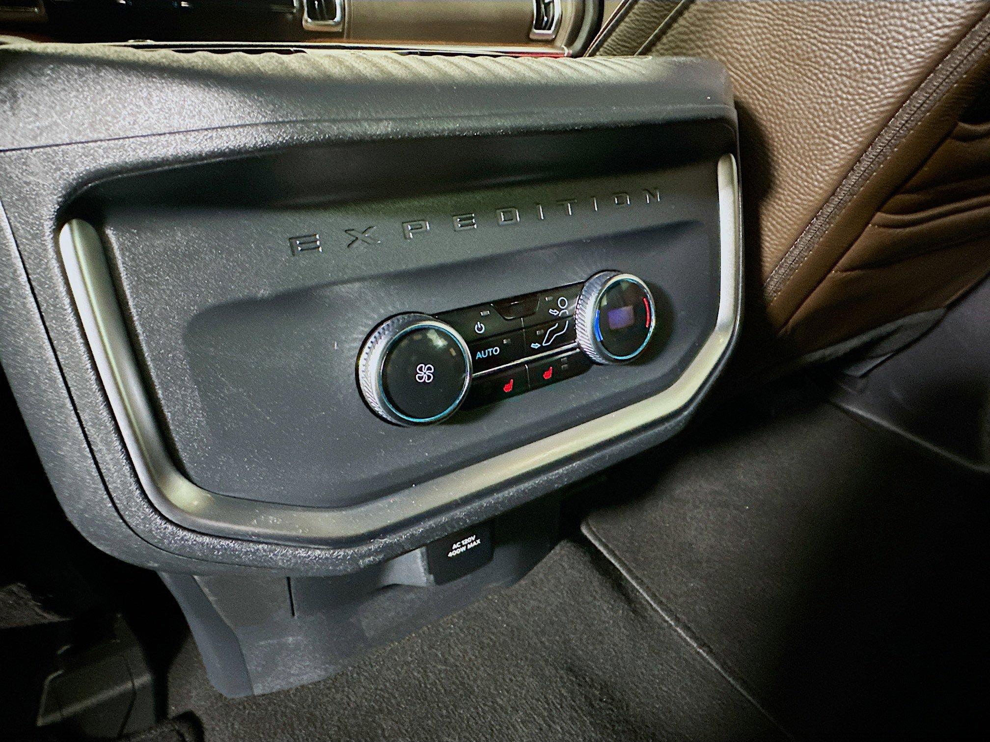 Used 2025 Ford Expedition King Ranch image 36