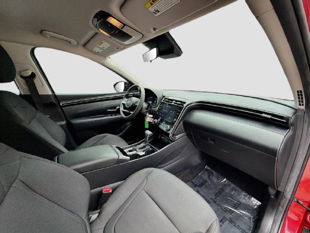 Used 2023 Hyundai Tucson SE AWD/4WD image 25