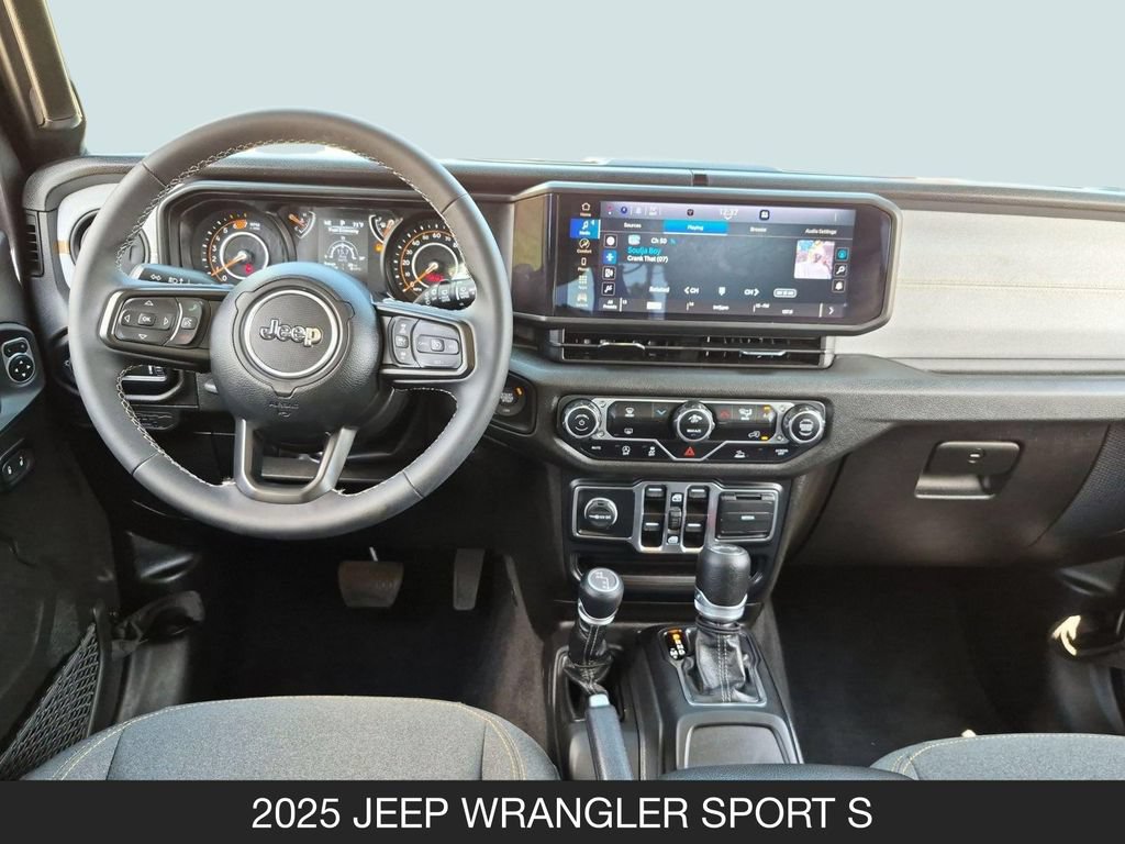 Used 2025 Jeep Wrangler Unlimited Sport AWD/4WD image 13