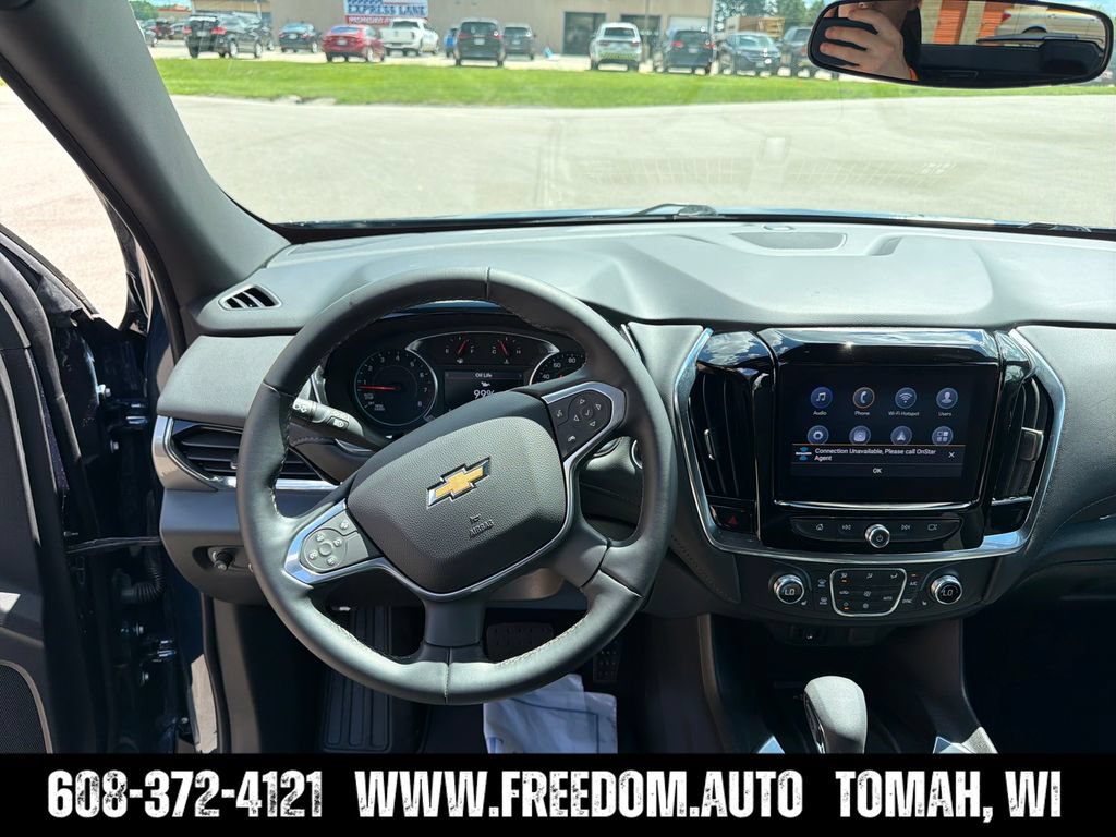 Used 2023 Chevrolet Traverse LT AWD/4WD image 16