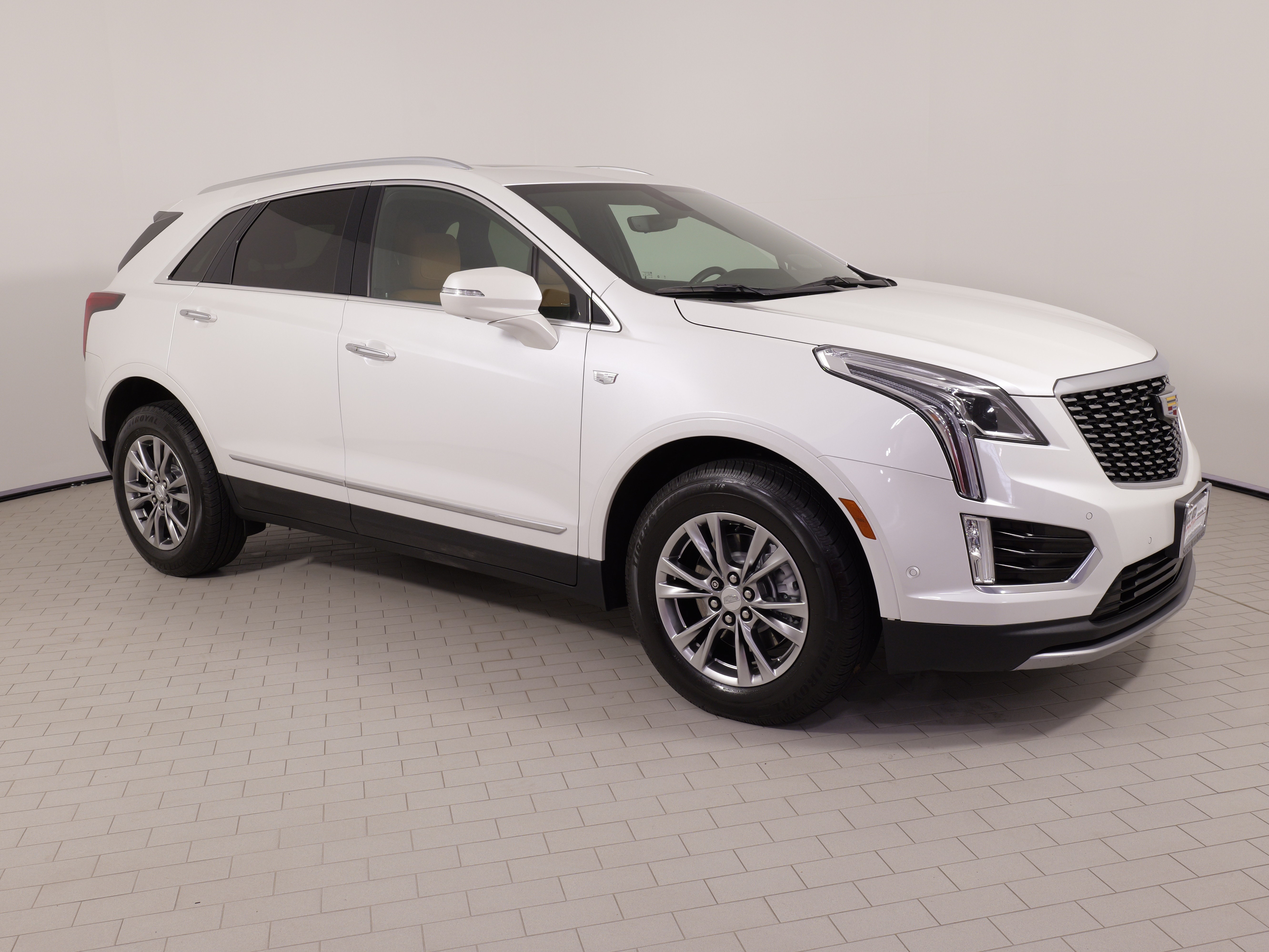 Used 2021 Cadillac XT5 Premium Luxury AWD/4WD image 7