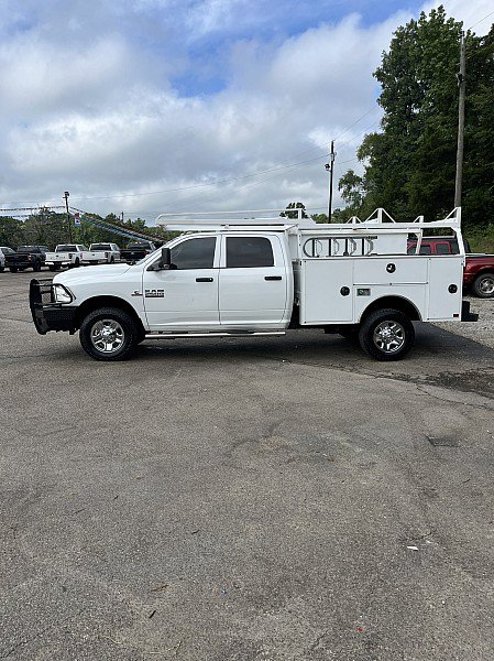 Used 2016 RAM 2500 Tradesman w/ Chrome Appearance Group AWD/4WD image 4
