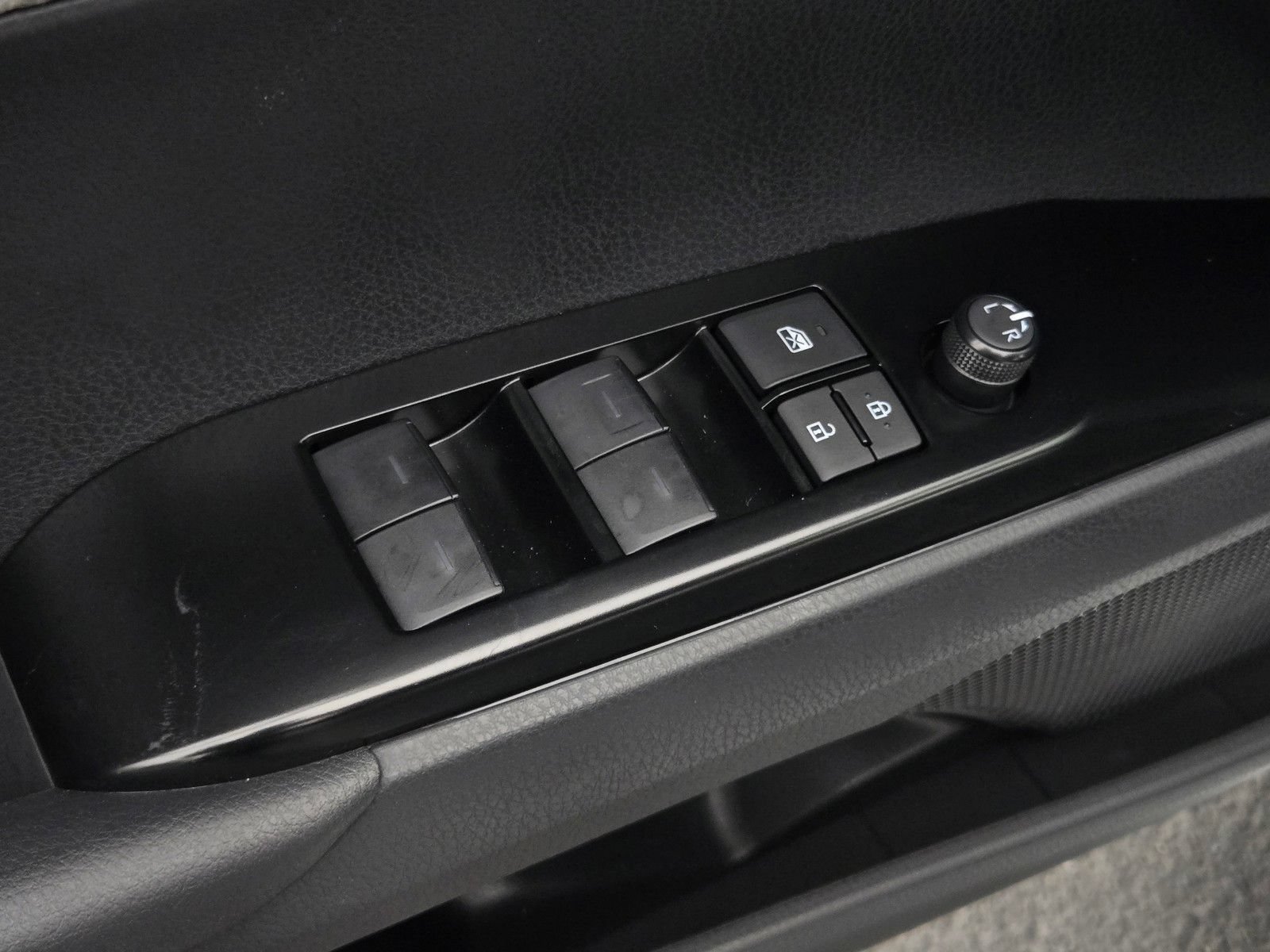 Certified 2026 Toyota Camry SE w/ Convenience Package FWD image 10