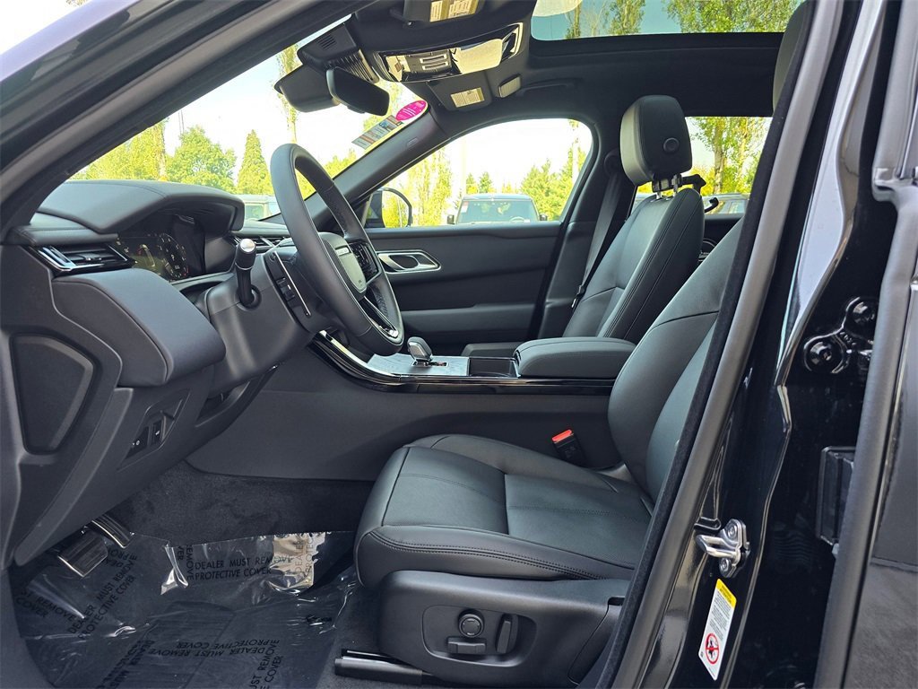 New 2026 Land Rover Range Rover Velar Dynamic SE image 22