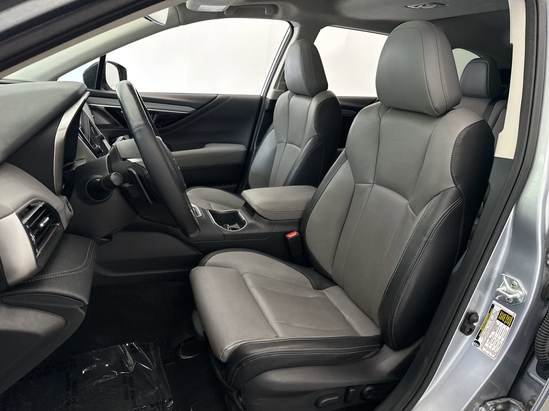 Used 2023 Subaru Outback Limited XT AWD/4WD image 11