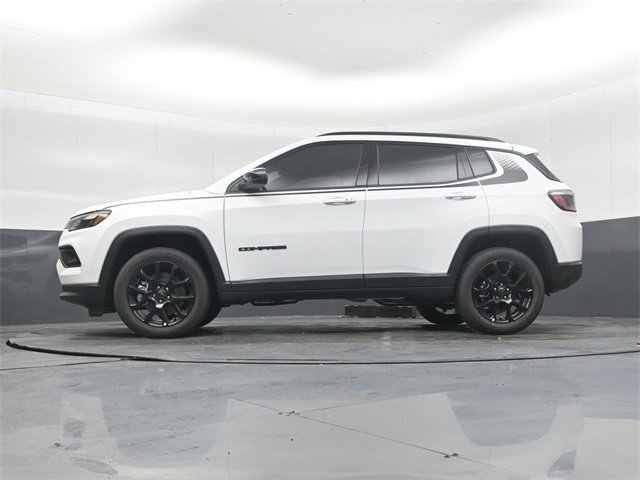 New 2026 Jeep Compass Latitude image 43