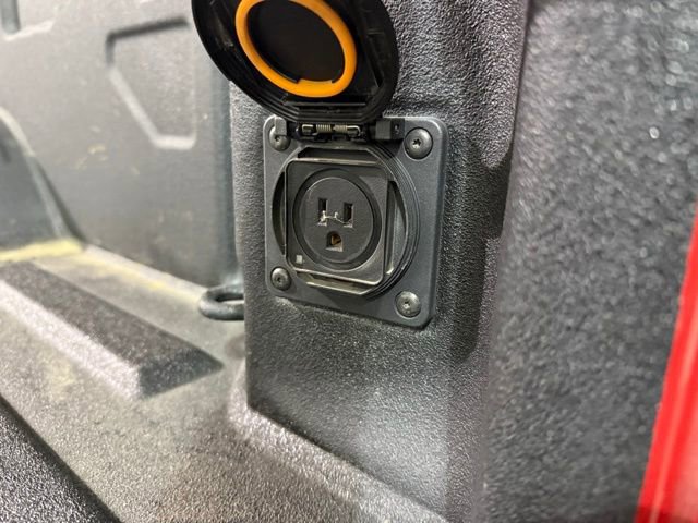 Certified 2025 Chevrolet Silverado 3500 LT w/ Convenience Package image 8