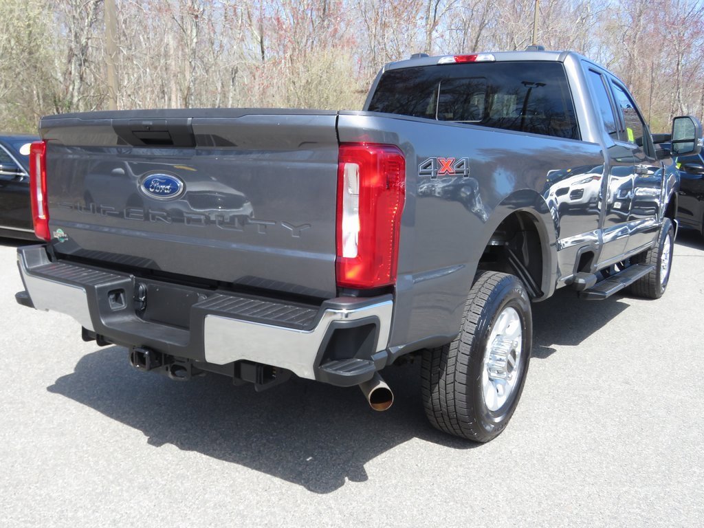 Used 2023 Ford F250 XLT w/ Snow Plow Prep Package image 6
