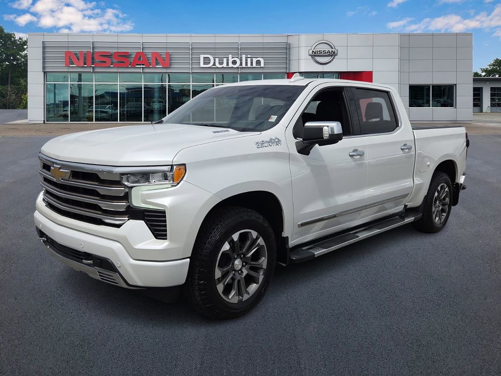 Certified 2022 Chevrolet Silverado 1500 High Country w/ Technology Package