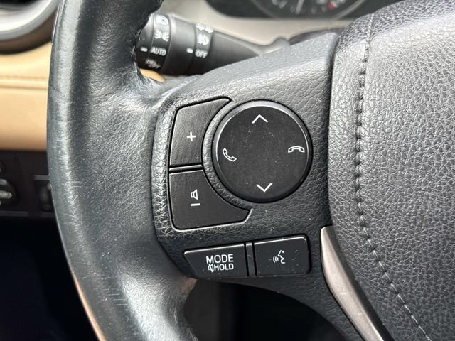 Used 2018 Toyota RAV4 XLE w/ Plus Extra Value Package AWD/4WD image 24