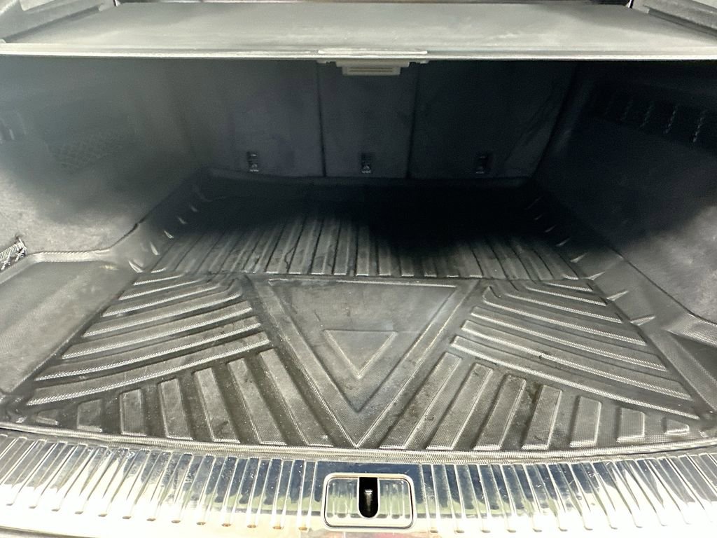 Used 2024 Audi RS Q8 image 34