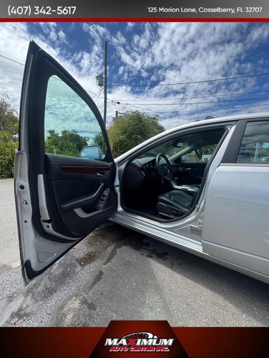 Used 2009 Cadillac CTS 3.6 w/ Wood Trim Package RWD image 5