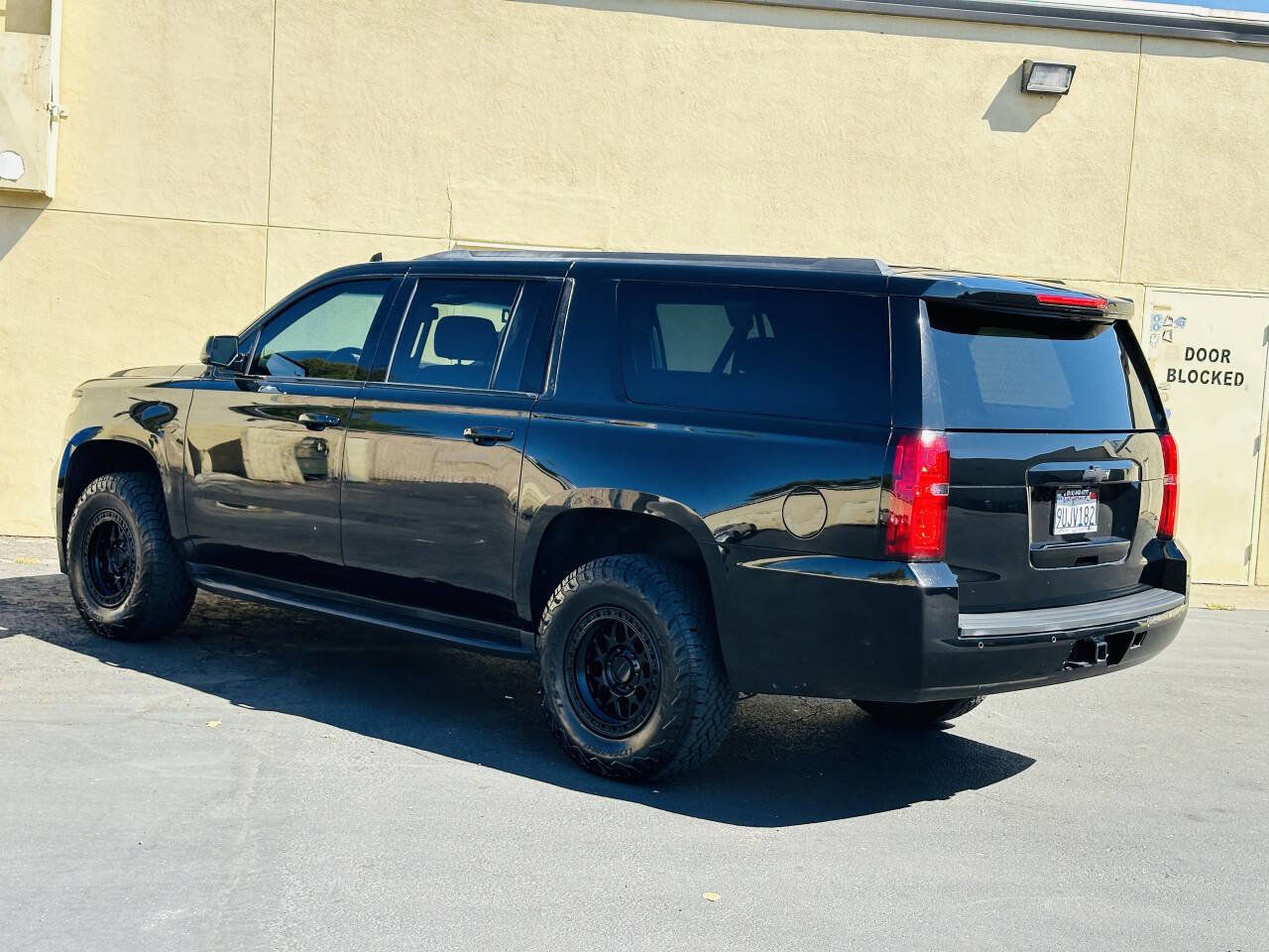 Used 2020 Chevrolet Suburban LT image 5