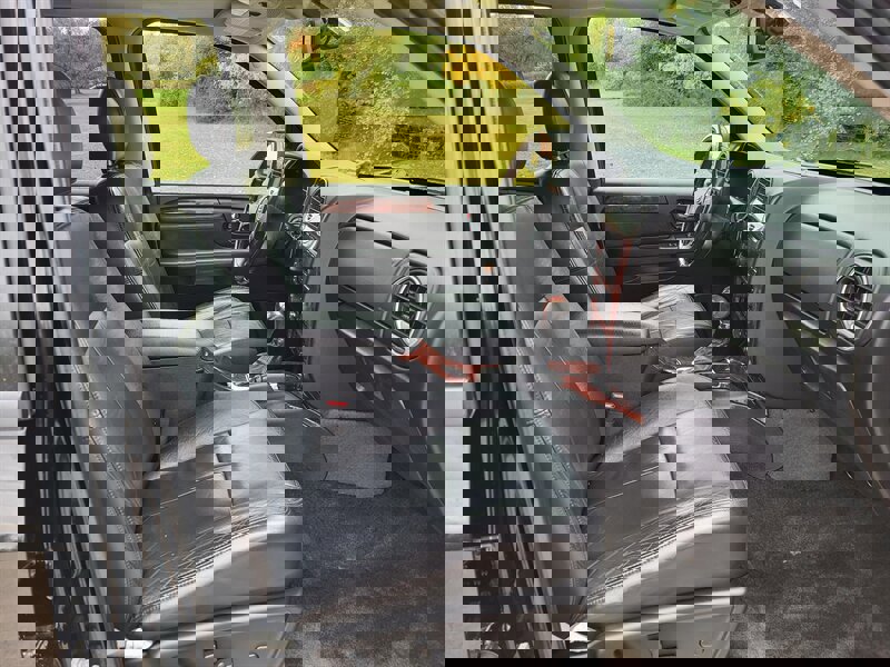 Used 2007 GMC Envoy Denali image 14