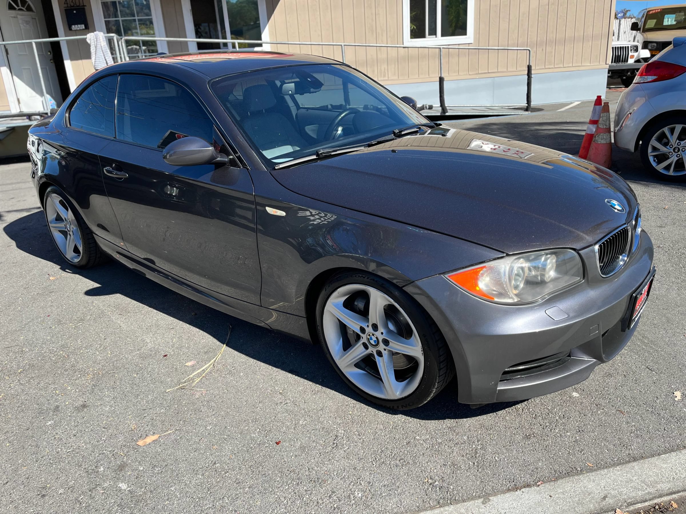 Used 2008 BMW 135i Coupe RWD image 1