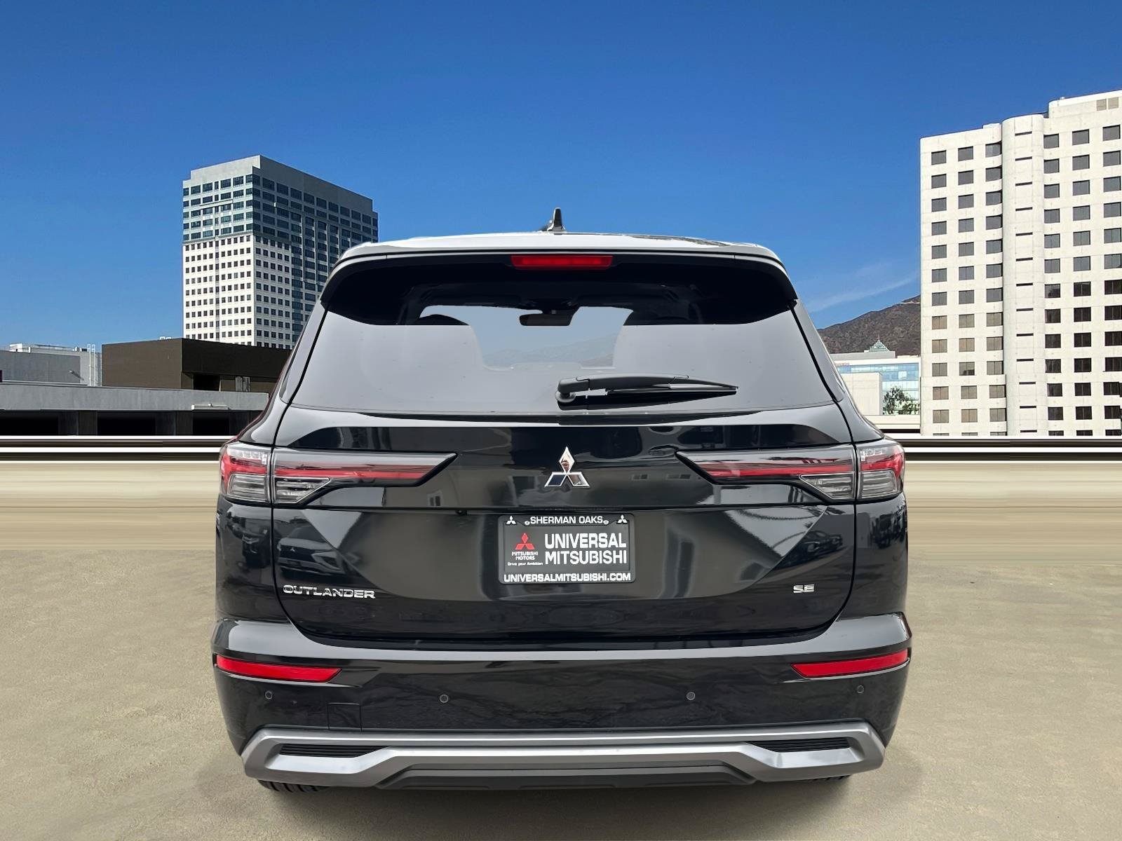 New 2026 Mitsubishi Outlander SE FWD image 4