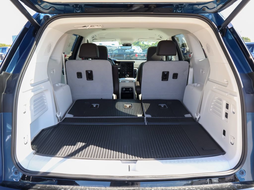 New 2026 GMC Acadia Denali w/ Super Cruise Package AWD/4WD image 5