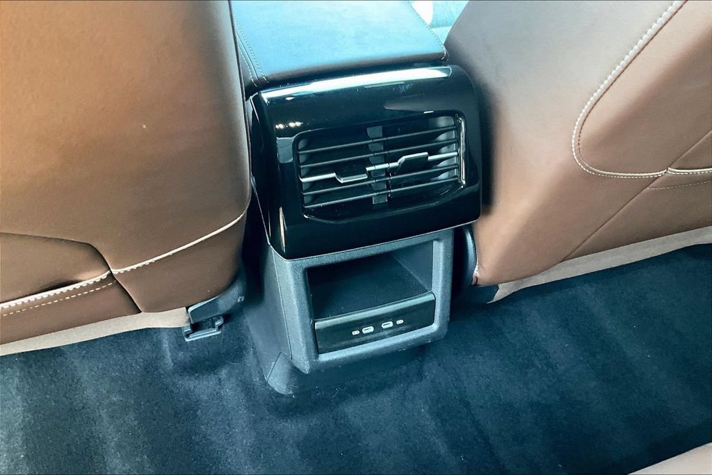 Used 2023 Volkswagen ID.4 Pro RWD image 9