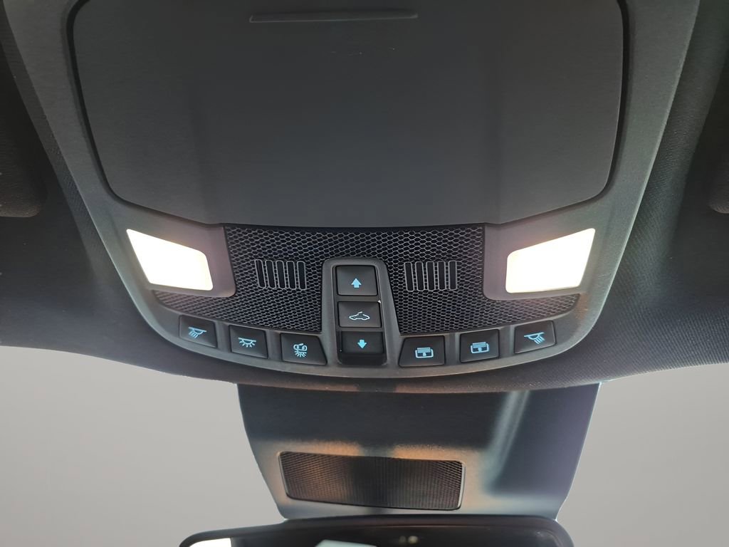 Used 2021 Ford Expedition Limited image 40