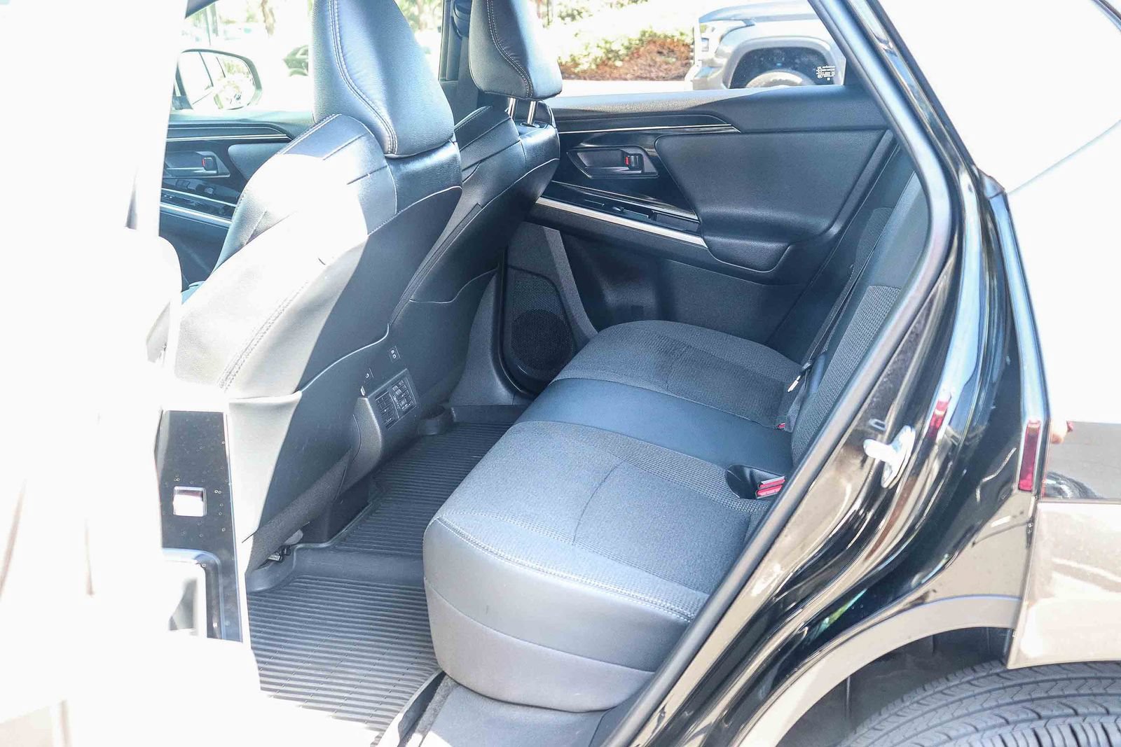 Certified 2025 Toyota bZ4X AWD w/ Weather Package image 21