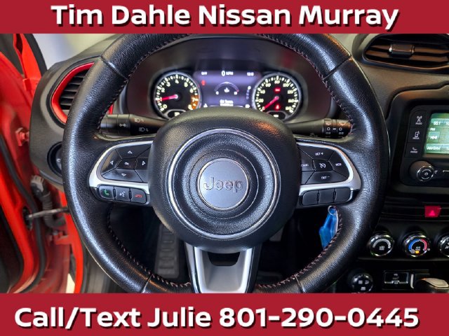 Used 2015 Jeep Renegade Trailhawk AWD/4WD image 23