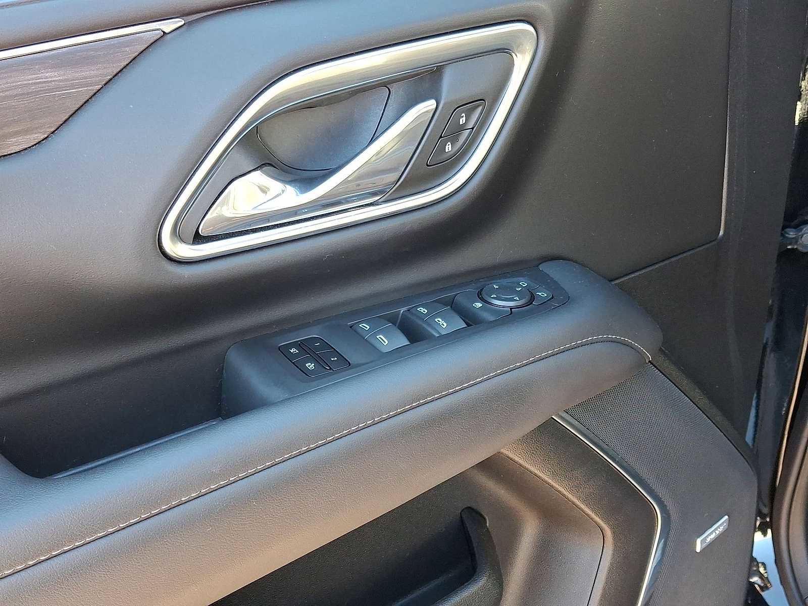 Used 2023 Chevrolet Tahoe LT image 29