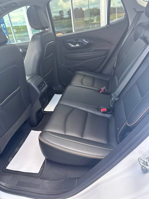 Used 2022 GMC Terrain AT4 w/ GMC Pro Grade Package AWD/4WD image 23