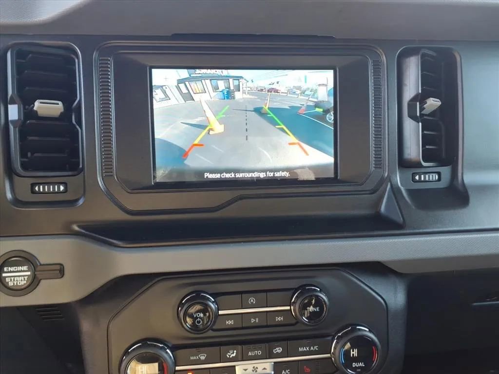 Used 2023 Ford Bronco Big Bend image 35