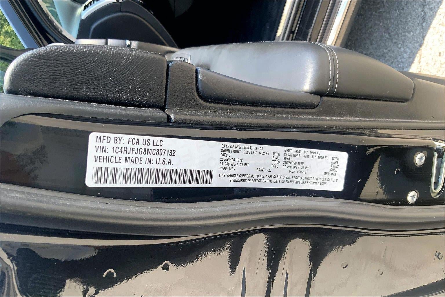 Used 2021 Jeep Grand Cherokee Summit AWD/4WD image 33