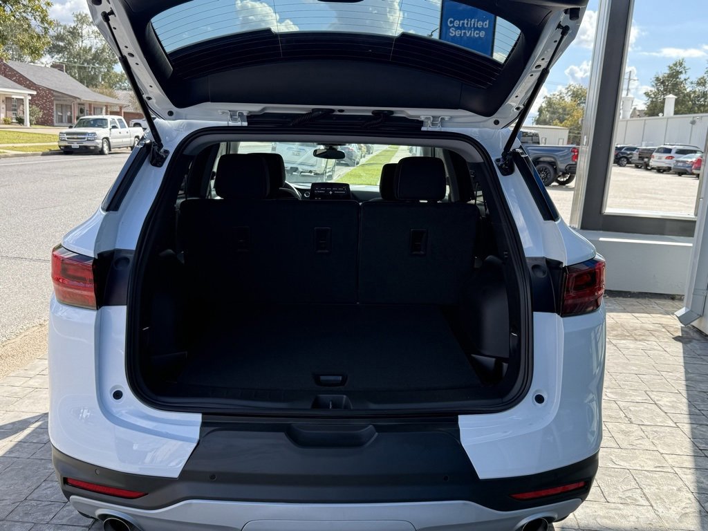 New 2026 Chevrolet Blazer LT w/ LPO, Black Sport Package image 51