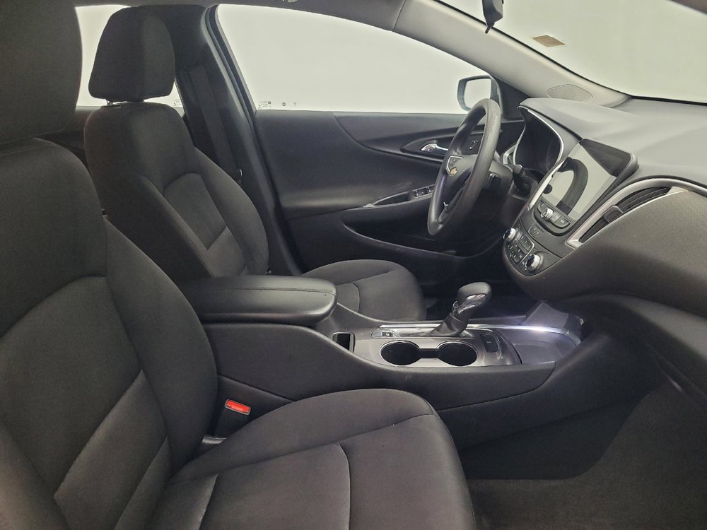 Used 2022 Chevrolet Malibu LT FWD image 21