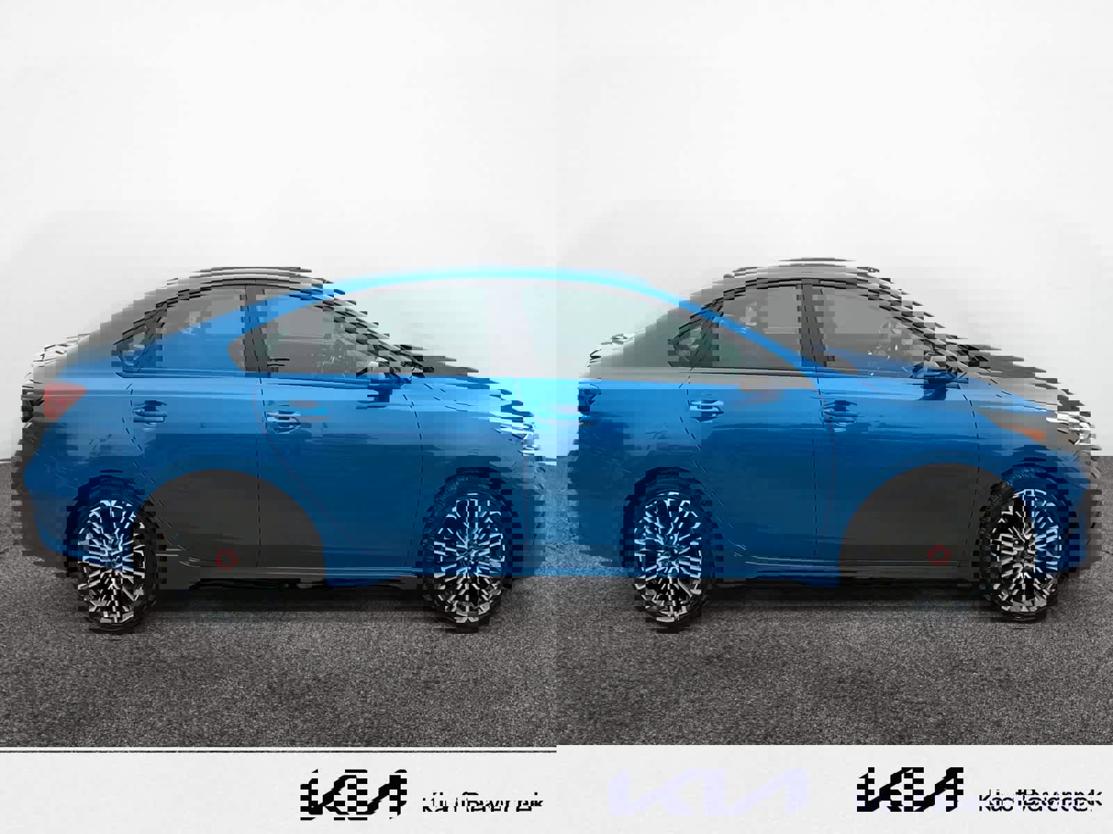 Used 2023 Kia Forte GT w/ GT2 Package image 6