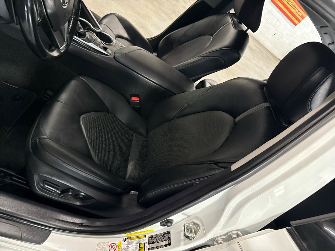 Used 2019 Toyota Camry XSE w/ Driver Assist Package FWD image 9