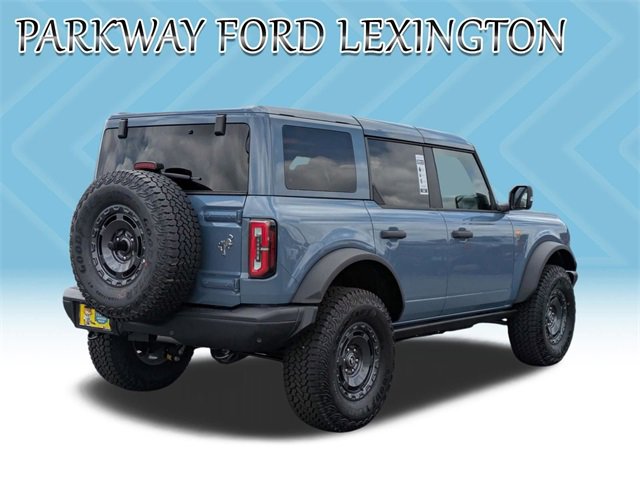 New 2025 Ford Bronco Badlands image 4