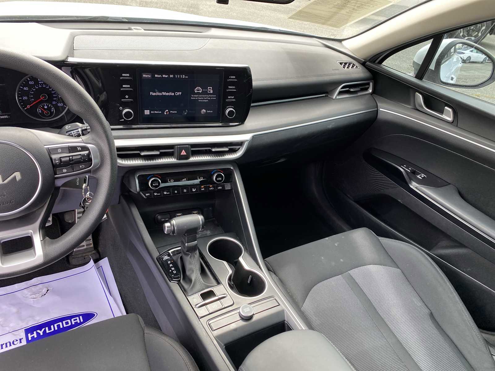 Used 2022 Kia K5 LX image 15