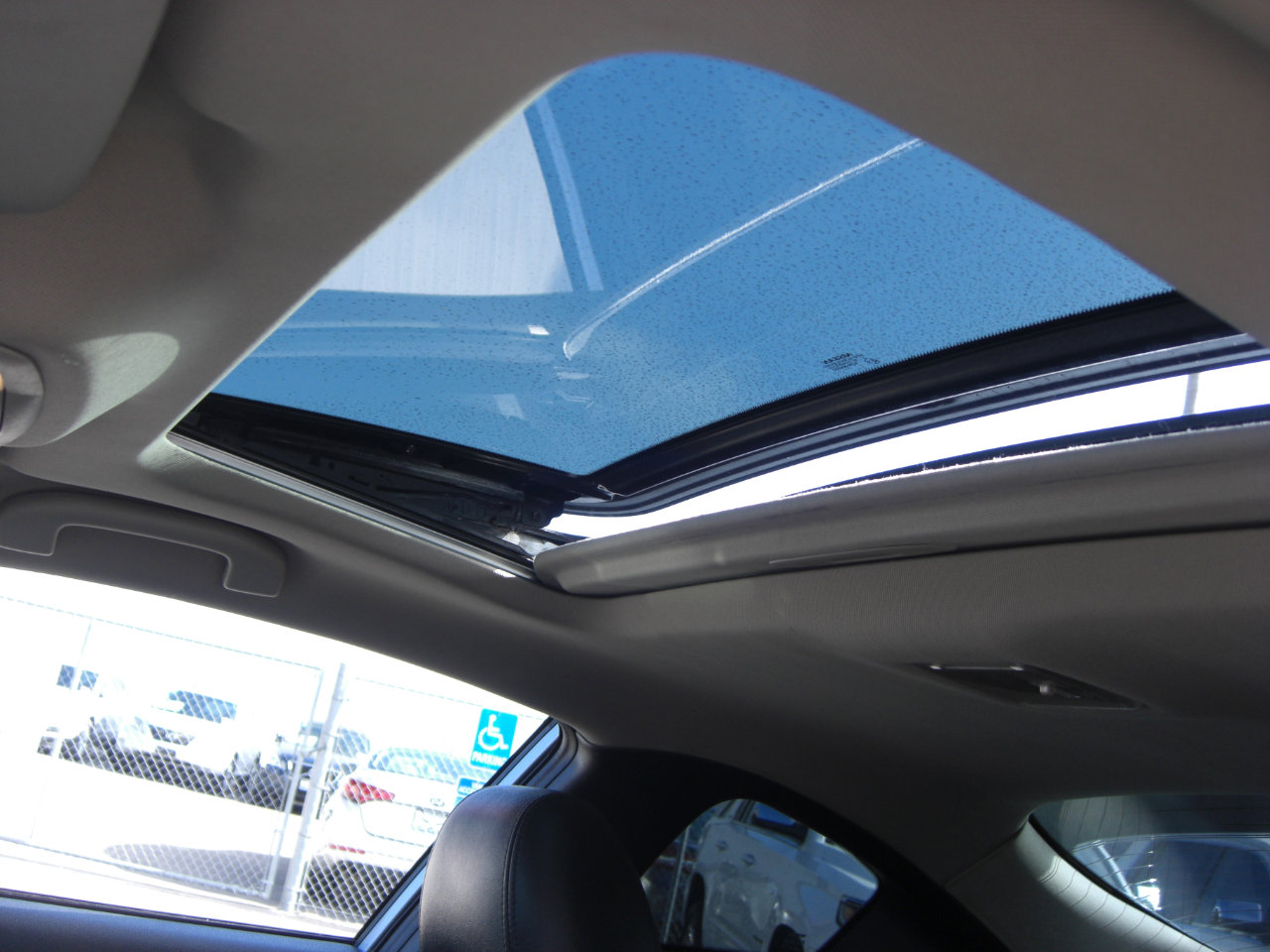 Used 2008 Nissan Altima 3.5 SE w/ Premium Pkg image 7