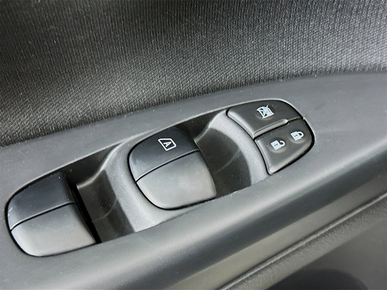 Used 2017 Nissan Sentra S image 16