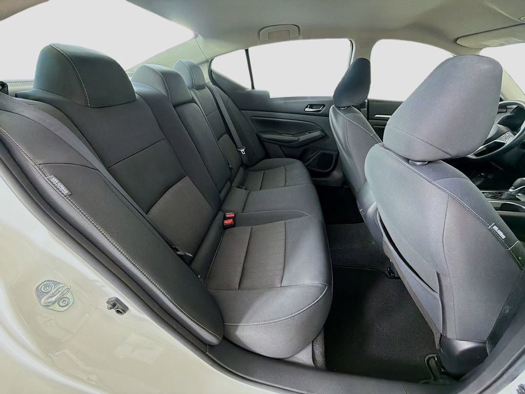 Used 2022 Nissan Altima 2.5 SV AWD/4WD image 21