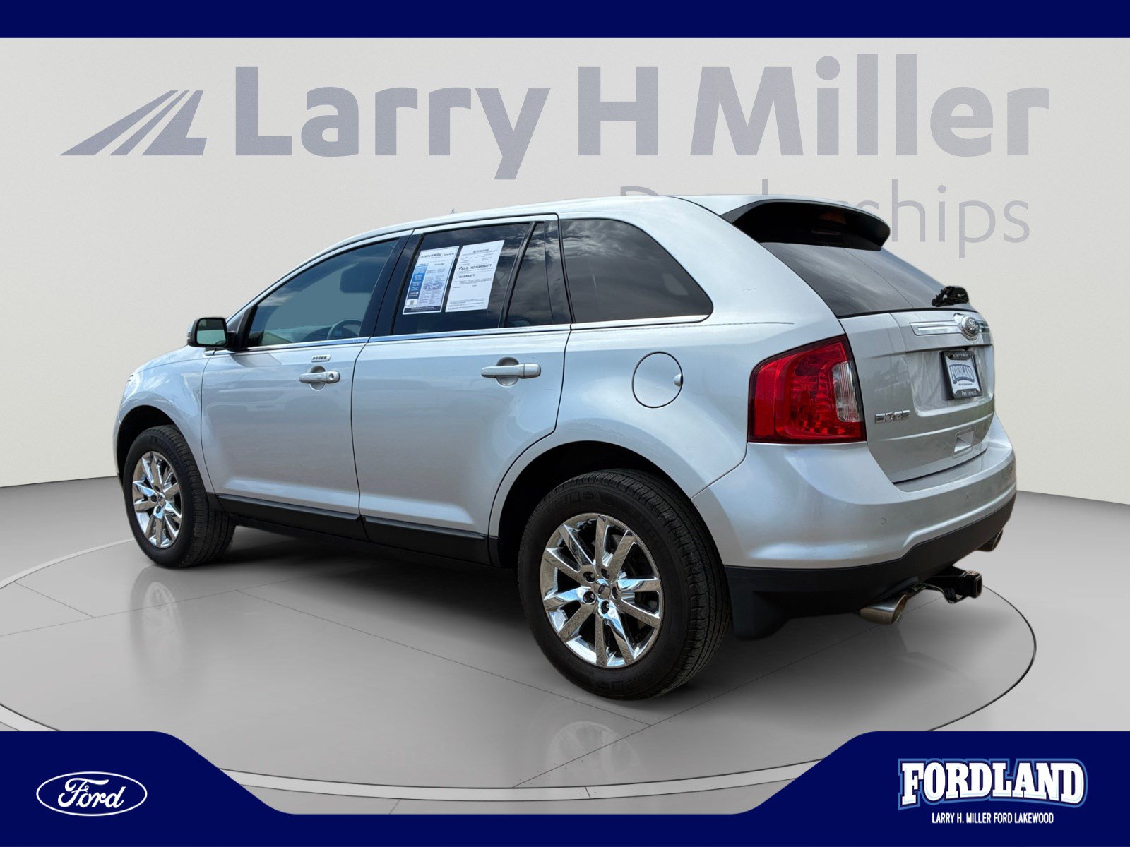 Used 2014 Ford Edge Limited w/ Equipment Group 301A AWD/4WD image 3