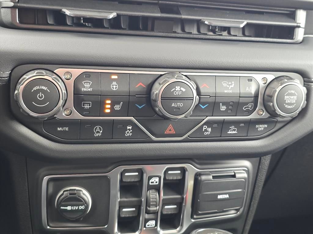 New 2026 Jeep Gladiator Sport AWD/4WD image 11