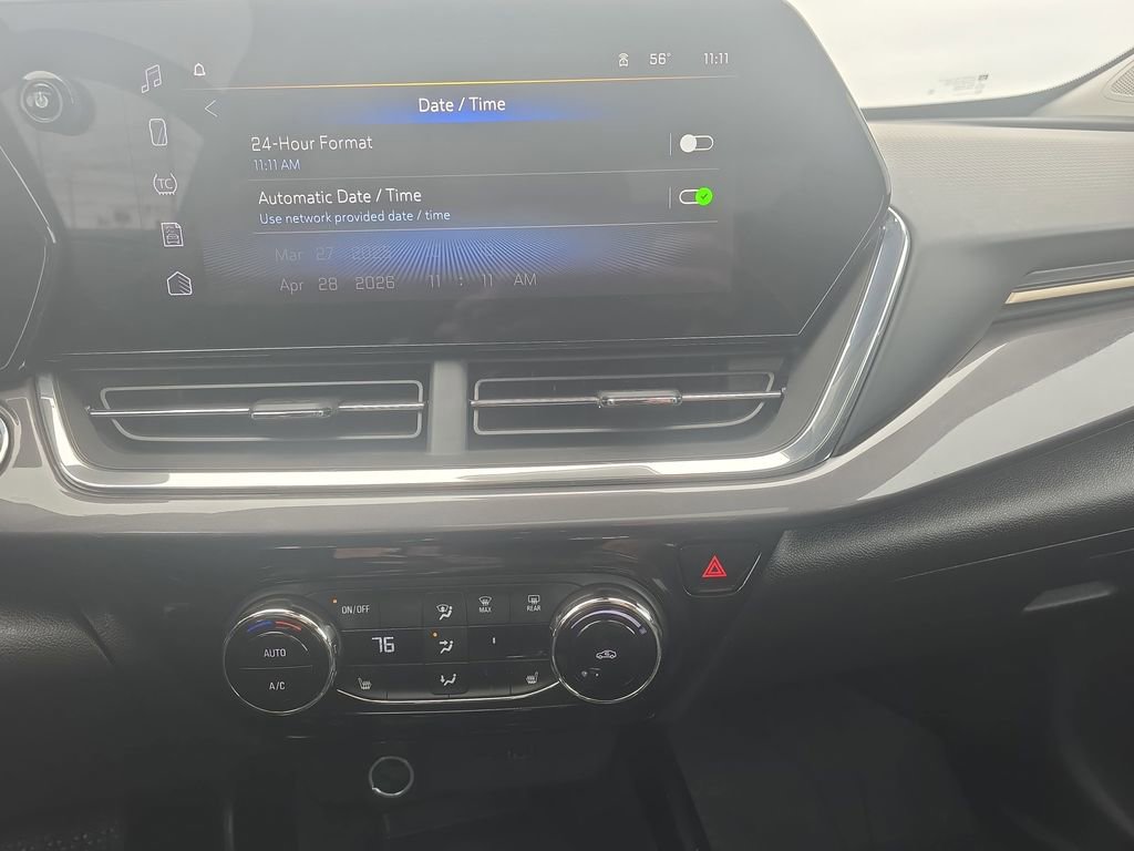 Used 2025 Chevrolet Trax ACTIV w/ Sunroof Package FWD image 19