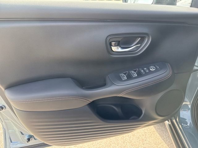 Certified 2026 Honda HR-V Sport image 9