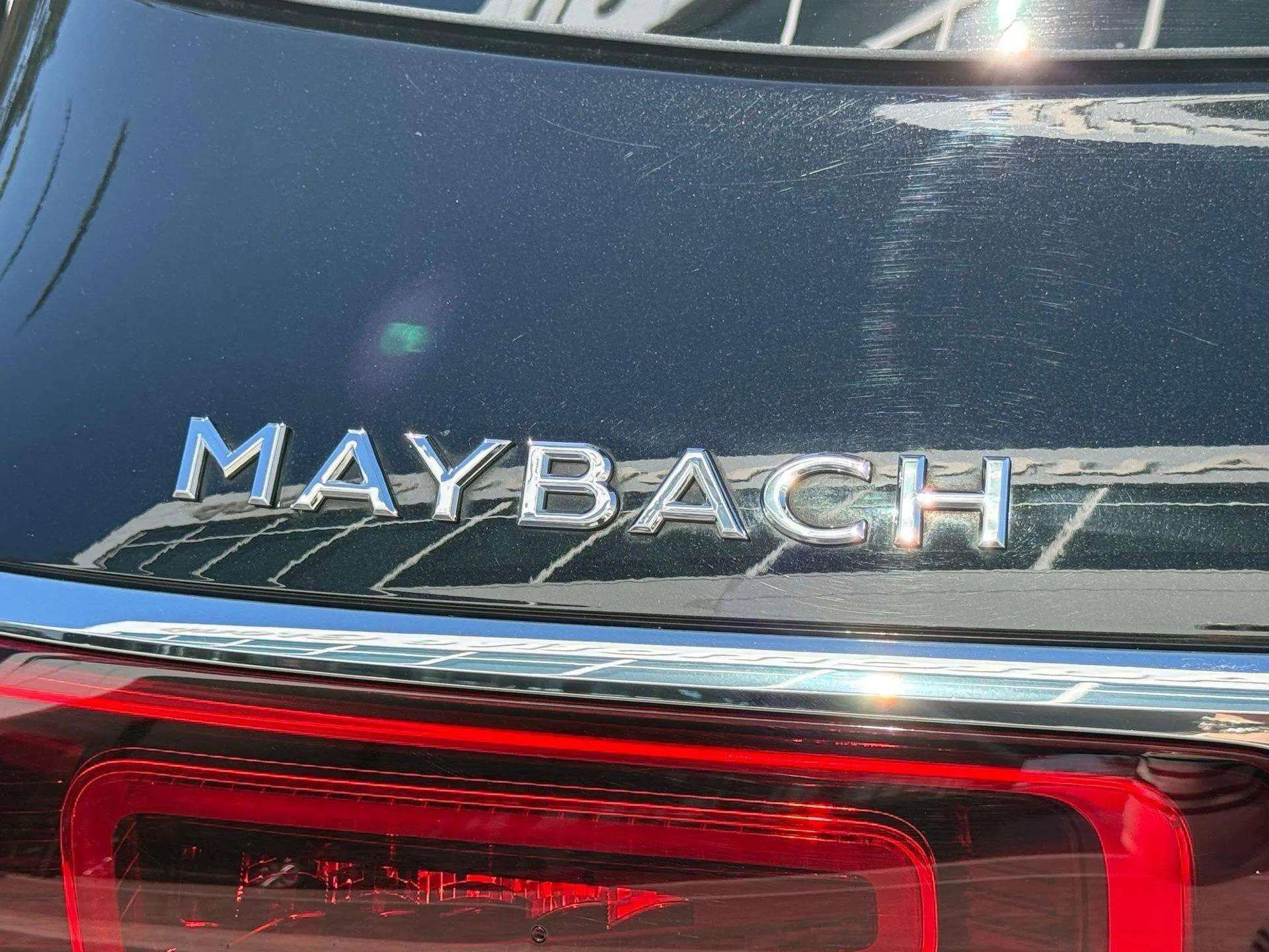 Used 2023 Mercedes-Benz Maybach GLS 600 4MATIC image 12