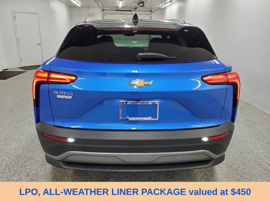 Used 2025 Chevrolet Blazer EV LT FWD image 6