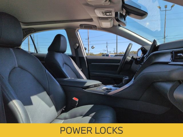 Used 2024 Toyota Camry XLE w/ Navigation Package image 17