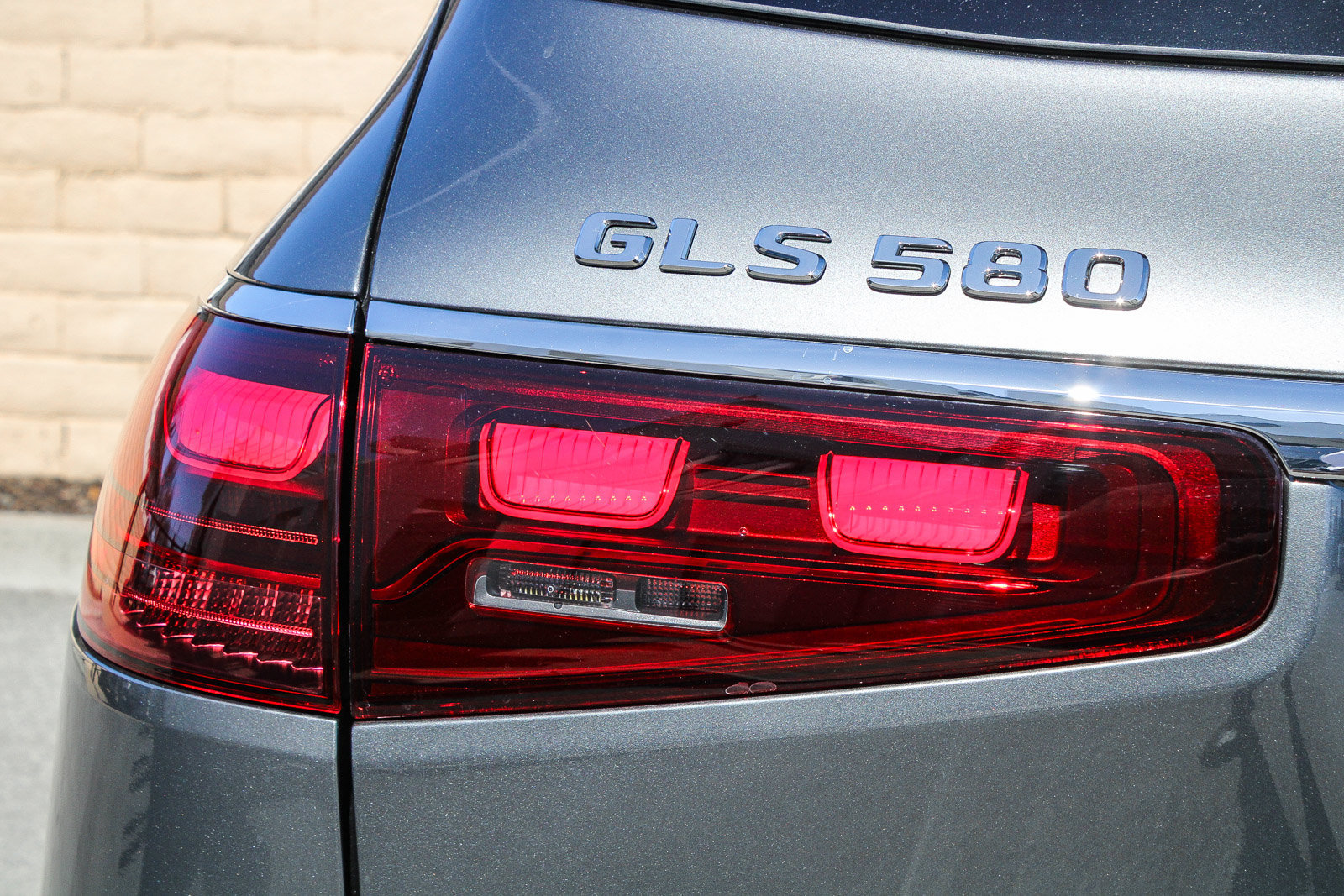 New 2026 Mercedes-Benz GLS 580 4MATIC image 9